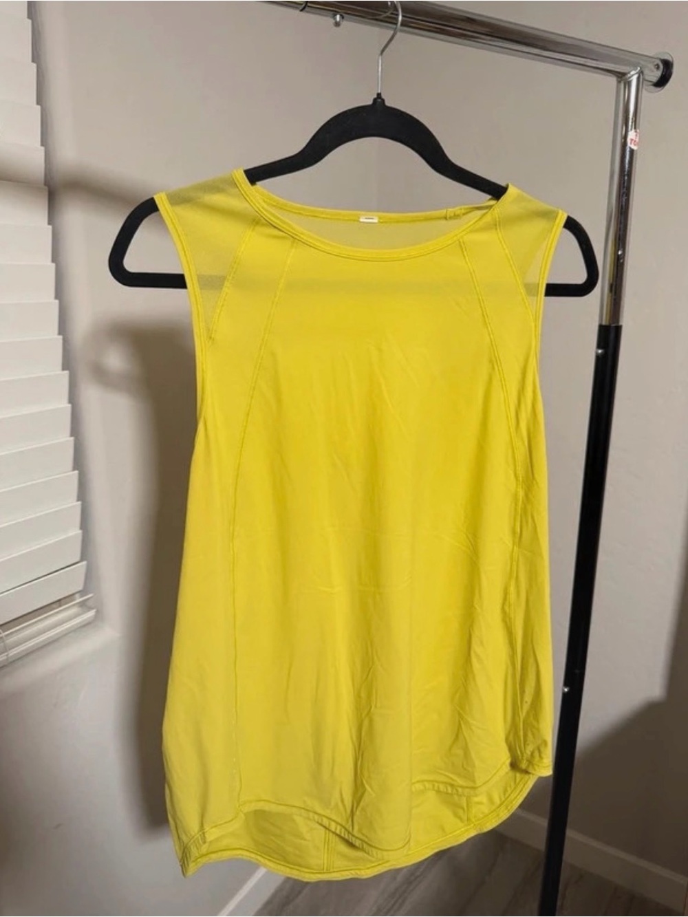 lululemon women’s Yellow Sleeveless Athletic Tank Top
